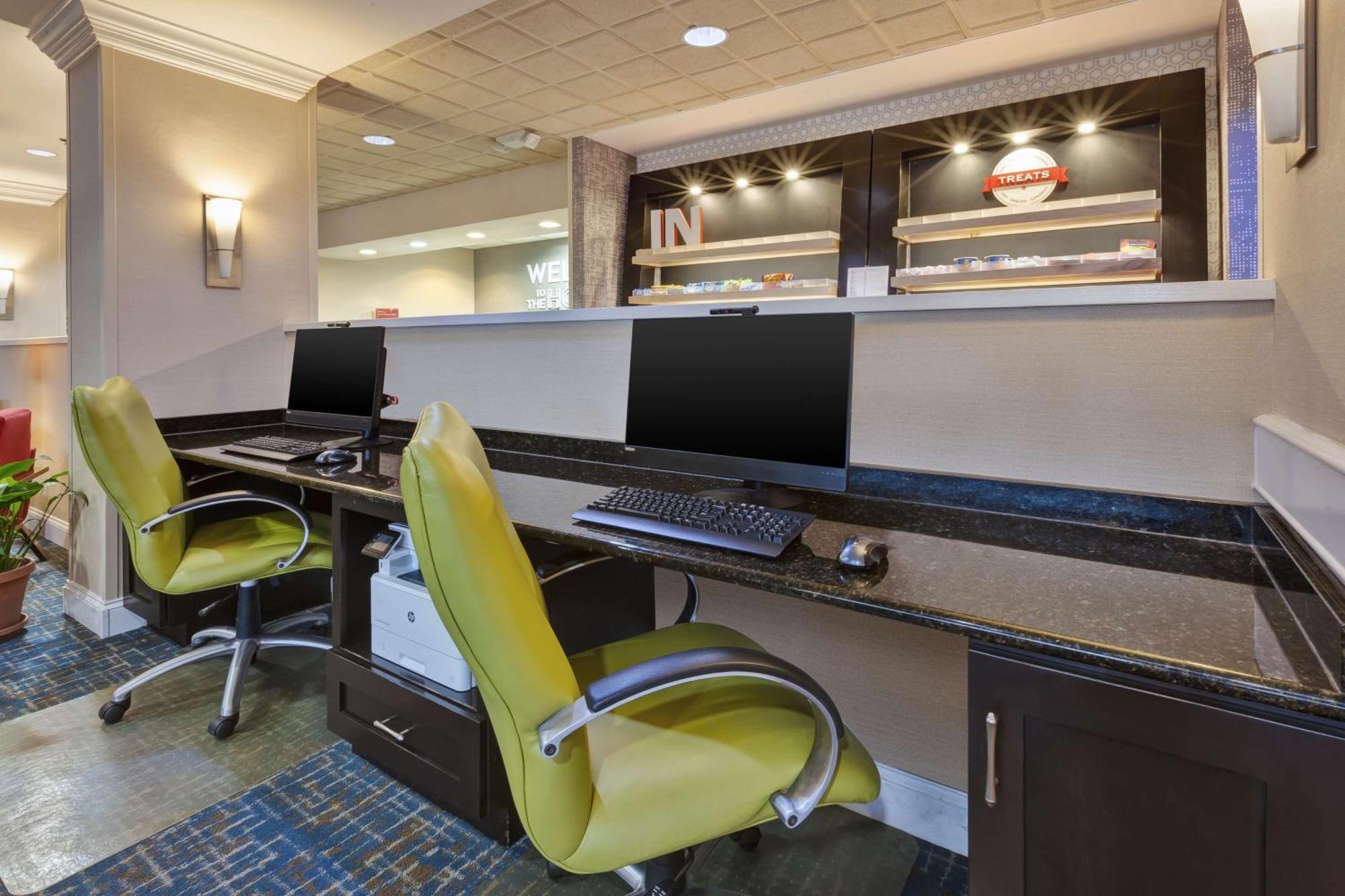 Hampton Inn Princeton Екстер'єр фото